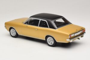 Opel Commodore A Bej MCG 1:18 MCG18559 Metal - imaginea 5 din 6