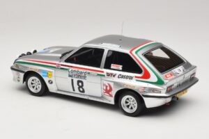 Vauxhall Chevette 2300 HSR J. McRae / M. Nicholson Lombard RAC Rally 1980 Otto 1:18 OT1225 Rășină - imaginea 5 din 6