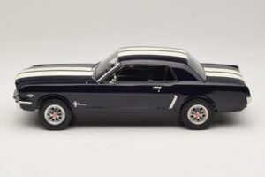 Ford Mustang Nightmist Blue Norev 1:18 182805 Metal - imaginea 3 din 6