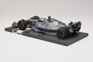 Alfa Romeo Orlen C42 R. Kubica Testing Barcelona 2022 Minichamps 1:18 117229988 Rășină - imaginea 5 din 7