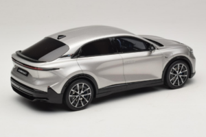 Alpine A390 GT Argent Mercure Otto 1:18 OT1318 Rășină - imaginea 2 din 6