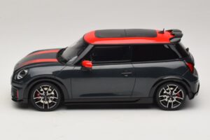 Mini Cooper JCW F66 Legend Grey Otto 1:18 OT1244 Rășină - imaginea 3 din 6