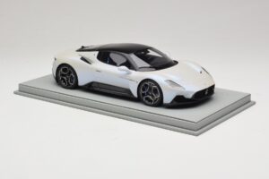 Maserati MC20 Bianco Audace BBR 1:18 P18191AMAS Rășină - imaginea 5 din 6
