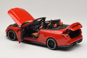 BMW M4 G83 Cabriolet Red Metallic Minichamps 1:18 110021030 Metal - imaginea 5 din 8