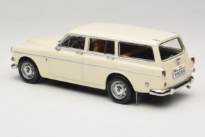 Volvo Amazon Break Pearl White Norev 1:18 188750 Metal - imaginea 5 din 6