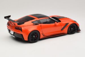 Chevrolet Corvette C7 ZR1 Roșu IXO 1:18 U18RDC001-FO Metal - imaginea 3 din 8