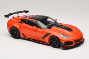 Chevrolet Corvette C7 ZR1 Roșu IXO 1:18 U18RDC001-FO Metal - imaginea 6 din 8