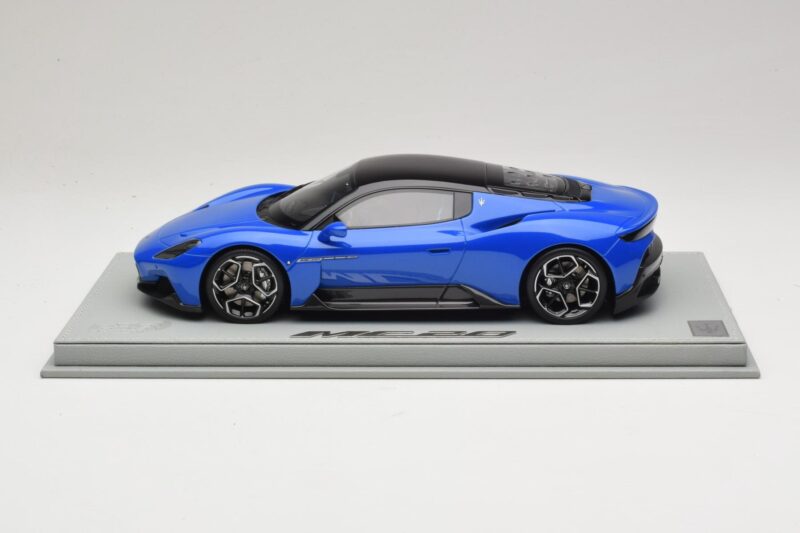 Maserati MC20 Blu Infinito BBR 1:18 P18191EMAS Rășină
