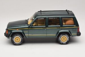 Jeep Cherokee XJ Limited Hunter Green Otto 1:18 OT1204 Rășină - imaginea 3 din 6