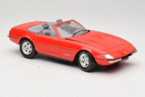 Ferrari 365 GTS/4 Spider Roșu Techno Giodi 1:18 40028-P1 Metal - imaginea 6 din 8