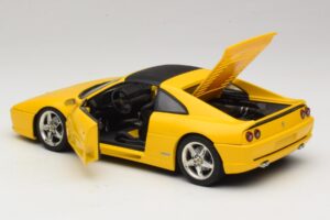 Ferrari F355 Spider Galben cu Plafon Negru UT Models 1:18 180074030-P4 Metal - imaginea 5 din 8
