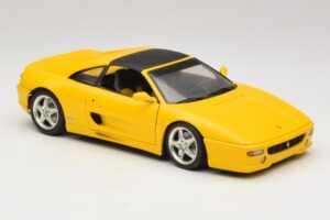 Ferrari F355 Spider Galben cu Plafon Negru UT Models 1:18 180074030-P4 Metal - imaginea 6 din 8