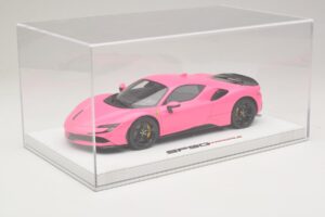 Ferrari SF90 Pack Fiorano Lucios Qatar Pink BBR 1:18 RACELINE137 Rășină - imaginea 6 din 7