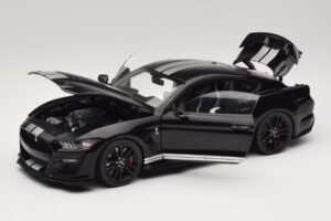 Ford Mustang Shelby GT500 S550 Negru IXO 1:18 U18RDC002-FO Metal - imaginea 2 din 8