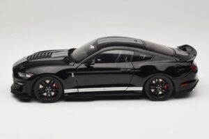 Ford Mustang Shelby GT500 S550 Negru IXO 1:18 U18RDC002-FO Metal - imaginea 4 din 8