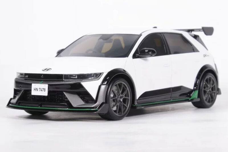 Hyundai Ioniq 5 N DK Edition Atlas White Matt Otto 1:18 OT1227 Rășină