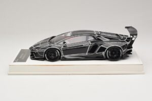 Lamborghini Aventador Liberty Walk TRON Negru Lucios JUC 1:18 J32-14 Rășină - imaginea 3 din 7