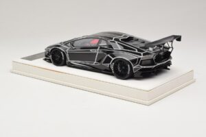 Lamborghini Aventador Liberty Walk TRON Negru Lucios JUC 1:18 J32-14 Rășină - imaginea 5 din 7