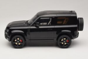 Land Rover Defender 90 L663 P400 X-Dynamic HSE Santorini Black GT Spirit 1:18 GT992 Rășină - imaginea 3 din 6