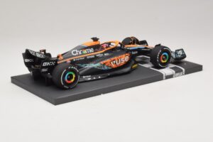 McLaren MCL36 #4 L. Norris Abu Dhabi GP 2022 Minichamps 1:18 537224004 Rășină - imaginea 2 din 7