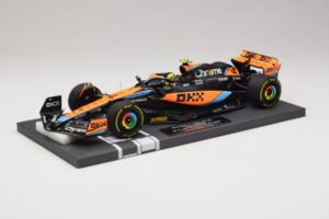 McLaren MCL60 #4 L. Norris 2nd Place Hungarian GP 2023 Minichamps 1:18 537233004 Rășină