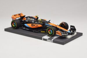 McLaren MCL60 #4 L. Norris 2nd Place Hungarian GP 2023 Minichamps 1:18 537233004 Rășină - imaginea 4 din 7