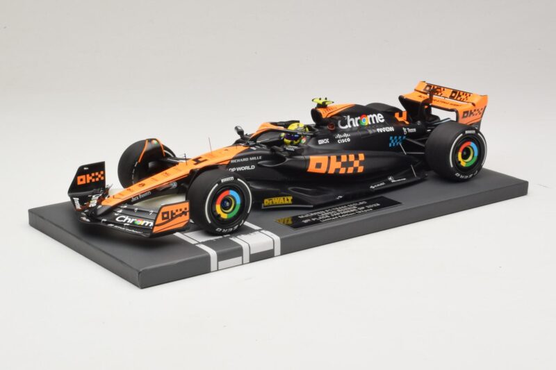 McLaren MCL60 #4 L. Norris 2nd Place Japanese GP 2023 Minichamps 1:18 537233504 Rășină