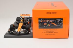 McLaren MCL60 #4 L. Norris 2nd Place Japanese GP 2023 Minichamps 1:18 537233504 Rășină - imaginea 6 din 7