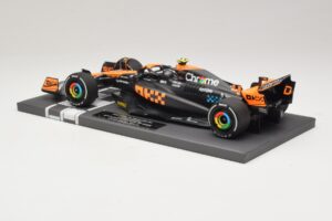McLaren MCL60 #4 L. Norris 2nd Place Singapore GP 2023 Minichamps 1:18 537233404 Rășină - imaginea 5 din 7