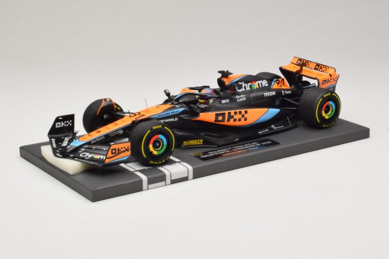 McLaren MCL60 #81 O. Piastri Hungarian GP 2023 Minichamps 1:18 537233081 Rășină