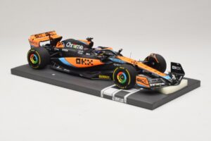 McLaren MCL60 #81 O. Piastri Hungarian GP 2023 Minichamps 1:18 537233081 Rășină - imaginea 4 din 7