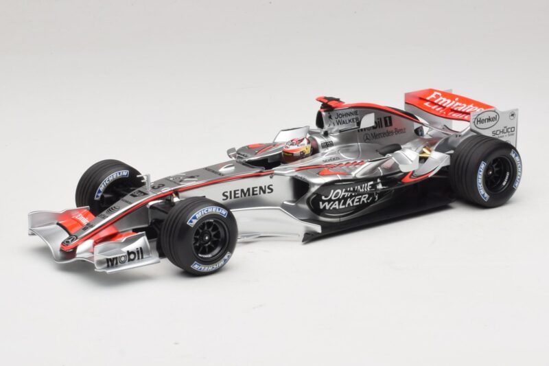 McLaren MP4/21 #3 K. Raikkonen 2006 Minichamps 1:18 530061803 Rășină
