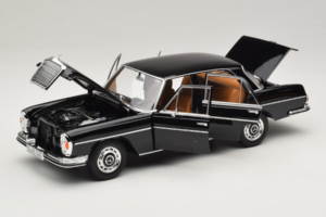 Mercedes 280 SE W108 Negru Norev 1:18 183360 Metal - imaginea 2 din 8