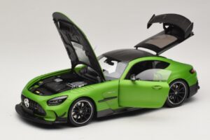 Mercedes AMG GT Black Series C190 Matt Green Metallic Minichamps 1:18 110032022 Metal - imaginea 2 din 8