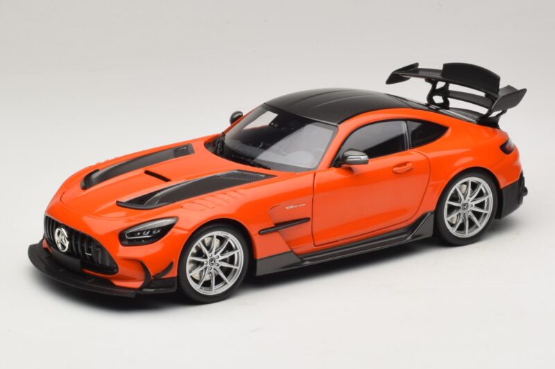 Mercedes AMG GT Black Series C190 Portocaliu cu Jante Argintii Minichamps 1:18 110032024 Metal