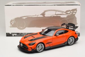 Mercedes AMG GT Black Series C190 Portocaliu cu Jante Argintii Minichamps 1:18 110032024 Metal - imaginea 8 din 8