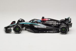 Mercedes AMG Petronas W15 E Performance G. Russell 2024 Minichamps 1:18 110240163 Rășină - imaginea 3 din 7