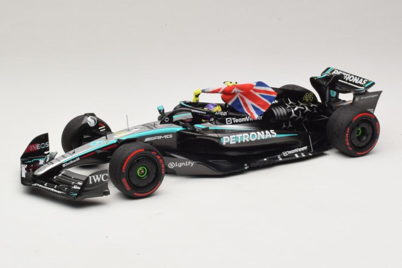 Mercedes AMG Petronas W15 E Performance L. Hamilton Winner British GP 2024 Minichamps 1:18 110241244 Rășină