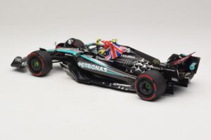 Mercedes AMG Petronas W15 E Performance L. Hamilton Winner British GP 2024 Minichamps 1:18 110241244 Rășină - imaginea 5 din 7