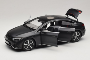 Mercedes EQE V295 Graphite Grey Magno NZG 1:18 B66961108 Metal - imaginea 2 din 8