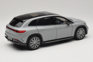 Mercedes EQS SUV X296 Manufaktur Alpine Grey NZG 1:18 B66960591 Metal - imaginea 3 din 8
