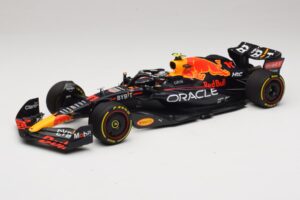 Oracle Red Bull Racing RB18 S. Perez Winner Monaco GP 2022 Minichamps 1:18 110220711 Rășină