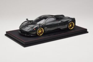 Pagani Huayra Starry Night Sky AB 1:18 REMC039 Rășină - imaginea 2 din 7