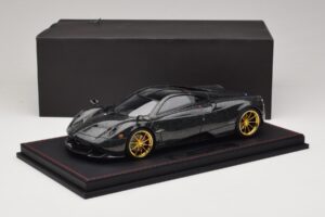 Pagani Huayra Starry Night Sky AB 1:18 REMC039 Rășină - imaginea 7 din 7