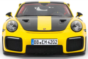 Porsche 911 GT2 RS 991.2 Nurburgring Lap Record Galben GT Spirit 1:18 GT972 Rășină - imaginea 4 din 5