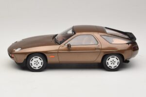 Porsche 928 S Tobacco Metallic GT Spirit 1:18 GT1005 Rășină - imaginea 3 din 6