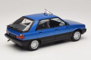 Renault 11 GTL Taxi James Bond MCG 1:18 MCG18833 Metal - imaginea 2 din 6