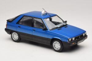 Renault 11 GTL Taxi James Bond MCG 1:18 MCG18833 Metal - imaginea 4 din 6