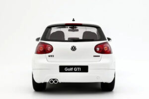 Volkswagen Golf GTI Mk5 Edition 30 Candy White Otto 1:18 OT1250 Rășină - imaginea 5 din 5