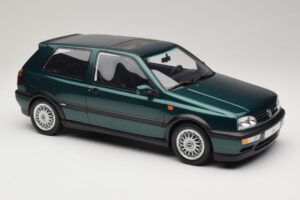 Volkswagen Golf Mk3 VR6 Carat Dragon Green Otto 1:12 G099 Rășină - imaginea 4 din 6